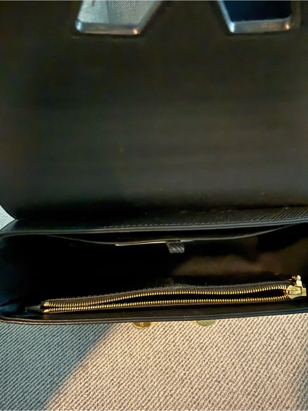 Louis Vuitton lv epi